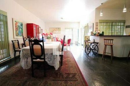 Casa à venda com 4 quartos, 320m² em Cidade Universitária, Campinas