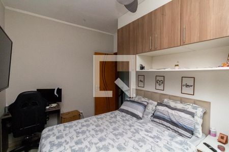 Quarto 1 de casa à venda com 2 quartos, 72m² em Parque Guarani, São Paulo