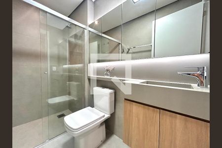 Banheiro Social de apartamento para alugar com 1 quarto, 66m² em Trindade, Florianópolis