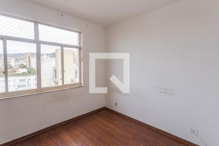 Quarto 2 de apartamento para alugar com 2 quartos, 61m² em Santa Efigênia, Belo Horizonte