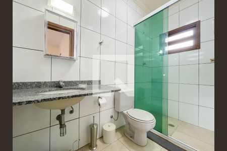 Banheiro da Suíte de casa à venda com 3 quartos, 170m² em Santa Maria, Osasco