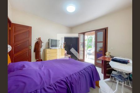 Suíte de casa à venda com 3 quartos, 170m² em Santa Maria, Osasco