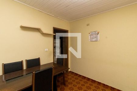 Casa à venda com 5 quartos, 250m² em Vila Verde, São Paulo