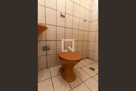 Banheiro da Suíte de casa para alugar com 2 quartos, 80m² em Vila Nova Mazzei, São Paulo