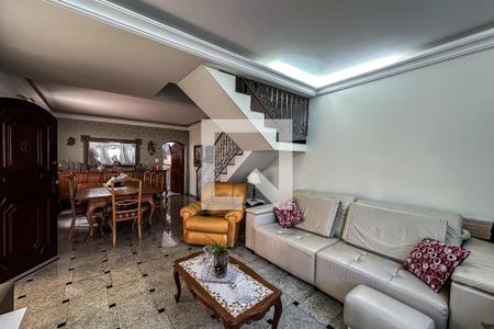 Sala de casa para alugar com 4 quartos, 200m² em Cambuci, São Paulo