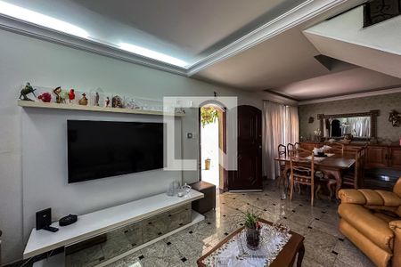 Sala de casa para alugar com 4 quartos, 200m² em Cambuci, São Paulo