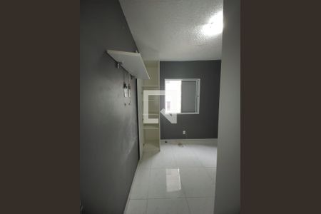 Quarto de apartamento para alugar com 2 quartos, 45m² em Petrópolis, Cotia