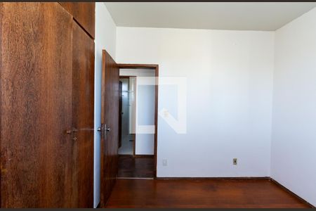 Quarto 1 de apartamento para alugar com 2 quartos, 75m² em Serra, Belo Horizonte