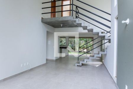 sala de casa de condomínio à venda com 3 quartos, 165m² em Casa Branca, Brumadinho