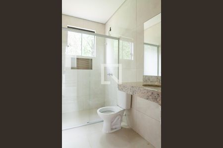 Banheiro Social de casa de condomínio à venda com 3 quartos, 165m² em Casa Branca, Brumadinho