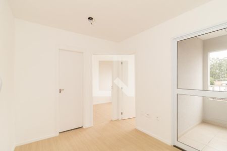 Sala e Cozinha de apartamento para alugar com 2 quartos, 29m² em Vila Nilo, São Paulo