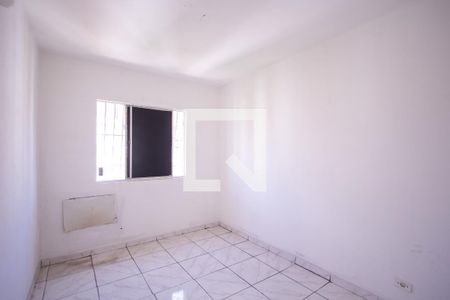 Quarto 2 de apartamento para alugar com 2 quartos, 65m² em Colubandê, São Gonçalo