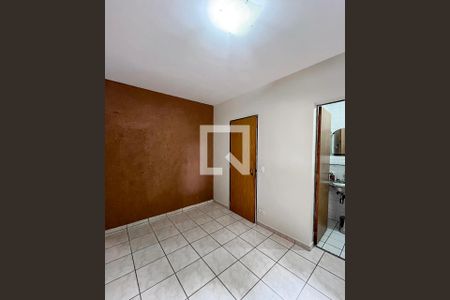 Suite de apartamento para alugar com 3 quartos, 64m² em Jardim Santa Emilia, São Paulo