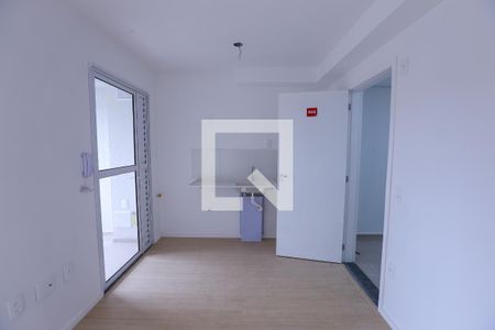 Sala/Cozinha de apartamento para alugar com 1 quarto, 29m² em Jardim Jaragua (sao Domingos), São Paulo