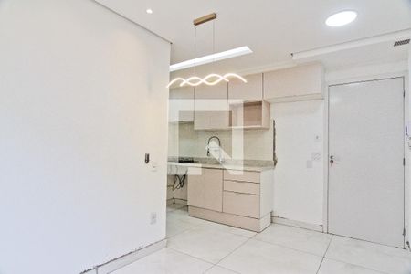 Sala de apartamento para alugar com 2 quartos, 35m² em Jardim Pereira Leite, São Paulo