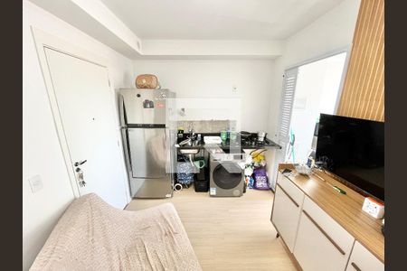 Sala/Cozinha de apartamento para alugar com 1 quarto, 27m² em Casa Verde Alta, São Paulo