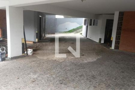 Casa à venda com 4 quartos, 250m² em Interlagos, São Paulo