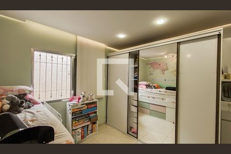 Quarto 2 de casa à venda com 3 quartos, 1922m² em Vila Sao Geraldo, São Paulo