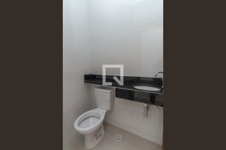 Lavabo de casa à venda com 3 quartos, 110m² em Vila Ede, São Paulo