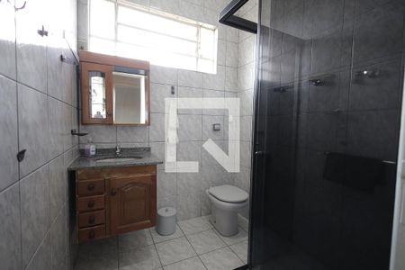 Banheiro de casa à venda com 4 quartos, 187m² em Vila Clarice, Santo André