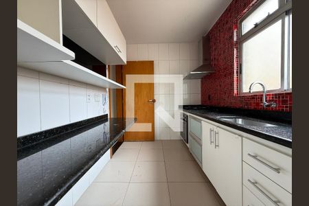 Apartamento à venda com 3 quartos, 75m² em Manacás, Belo Horizonte