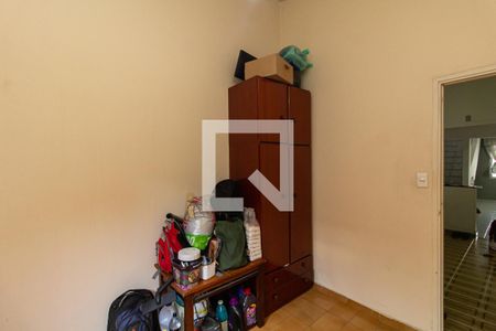 Casa à venda com 4 quartos, 190m² em Conjunto Residencial José Bonifácio, São Paulo