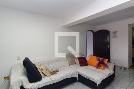 Casa à venda com 4 quartos, 190m² em Conjunto Residencial José Bonifácio, São Paulo