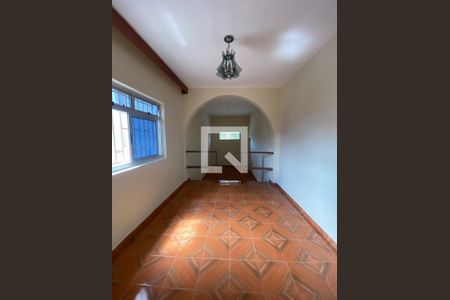 Casa para alugar com 4 quartos, 200m² em Sagrada Família, Belo Horizonte