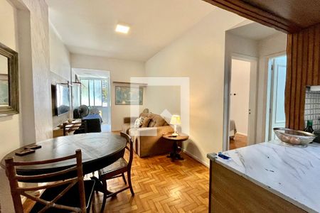 Sala de apartamento para alugar com 2 quartos, 70m² em Ipanema, Rio de Janeiro