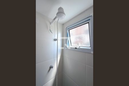 Banheiro de kitnet/studio para alugar com 1 quarto, 20m² em Chácara Inglesa, São Paulo