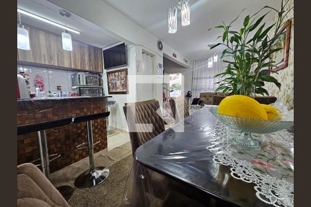 Sala de casa de condomínio à venda com 3 quartos, 127m² em Jardim São Luís, São Paulo