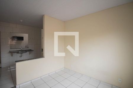 Sala de casa para alugar com 2 quartos, 48m² em Nova Cidade, São Gonçalo