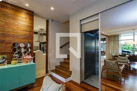 Casa à venda com 4 quartos, 474m² em Jardim Cordeiro, São Paulo