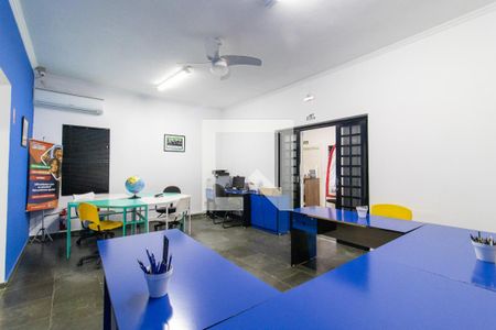 Casa para alugar com 5 quartos, 200m² em Jardim Guanabara, Campinas