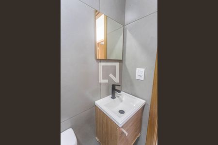 Banheiro de apartamento para alugar com 1 quarto, 44m² em Vila Nogueira, Diadema