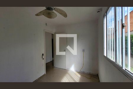 Apartamento para alugar com 2 quartos, 38m² em Jardim das Oliveiras, Itaquaquecetuba