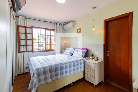 Suíte de casa à venda com 3 quartos, 160m² em Recanto Santo Antonio, São Paulo