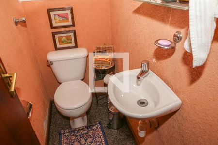 Lavabo de casa para alugar com 3 quartos, 144m² em Vila Anglo Brasileira, São Paulo