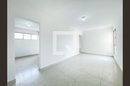 Sala de apartamento para alugar com 3 quartos, 60m² em Piratininga, Osasco