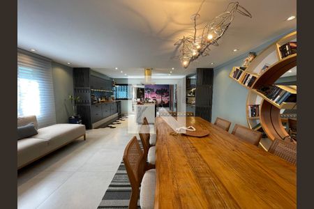 Sala de Jantar de casa à venda com 3 quartos, 308m² em Cidade São Francisco, São Paulo