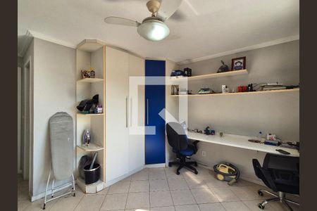 Suíte de casa de condomínio à venda com 4 quartos, 130m² em Vargem Pequena, Rio de Janeiro