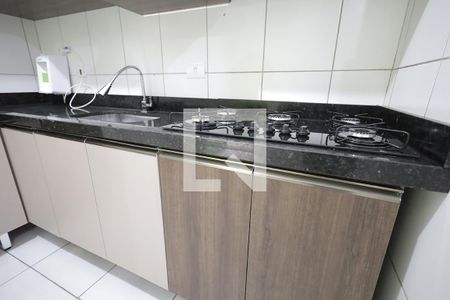 Cozinha de apartamento à venda com 2 quartos, 70m² em Vila Curuçá, Santo André