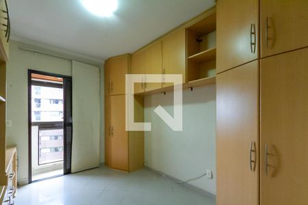 Quarto de apartamento à venda com 3 quartos, 106m² em Jardim Chácara Inglesa, São Bernardo do Campo