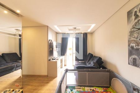 Sala de apartamento para alugar com 3 quartos, 75m² em Uberaba, Curitiba