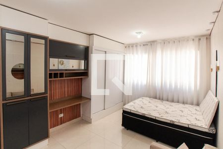 Quarto e Sala de kitnet/studio para alugar com 1 quarto, 25m² em Vila Mazzei, São Paulo