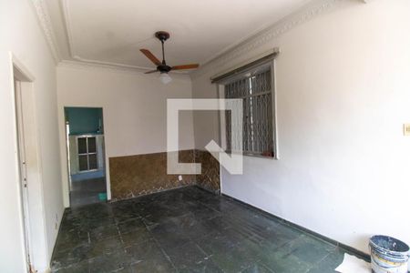 Sala de casa à venda com 4 quartos, 500m² em Fátima, Niterói