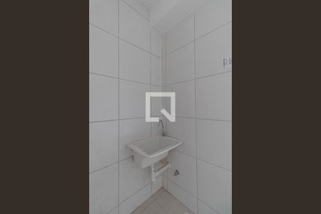 Sala/Cozinha/Área de Serviço de apartamento para alugar com 2 quartos, 36m² em Vila Norma, São Paulo