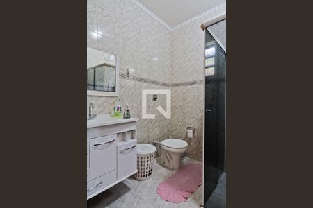 Banheiro de casa para alugar com 3 quartos, 250m² em Jardim Peri, São Paulo