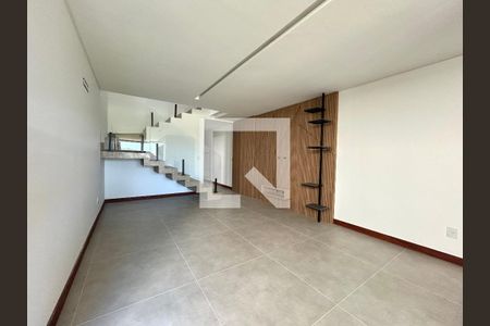 Sala de casa para alugar com 3 quartos, 160m² em Autódromo, Florianópolis