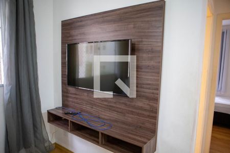 Sala de apartamento à venda com 3 quartos, 69m² em Cidade dos Bandeirantes, São Paulo